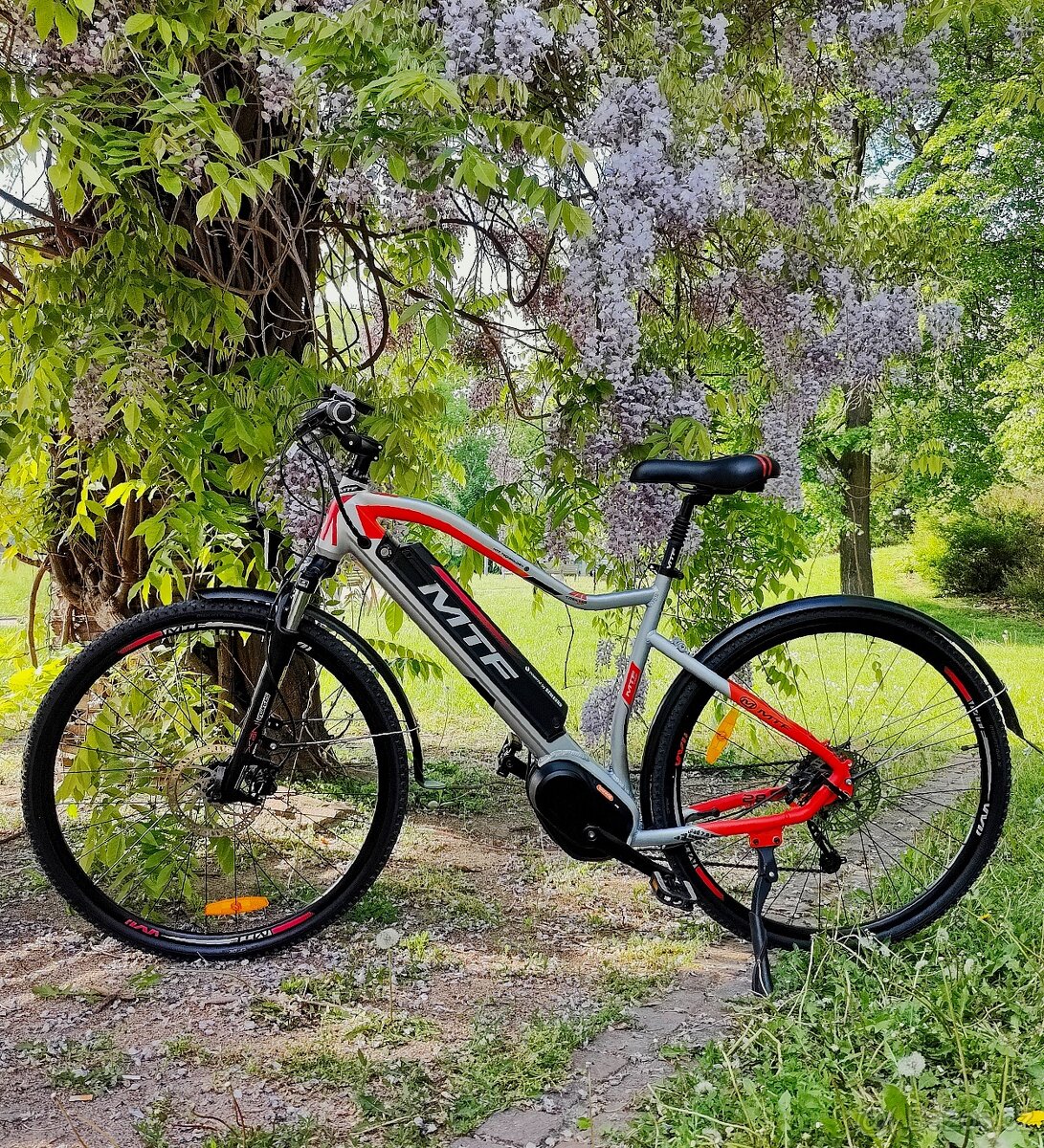 Krosové dámské elektrokolo MTF Road 7.0, kola 29" rám 20"