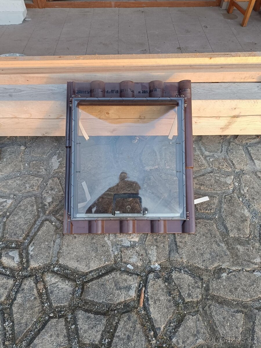 Okno Vikýř plast