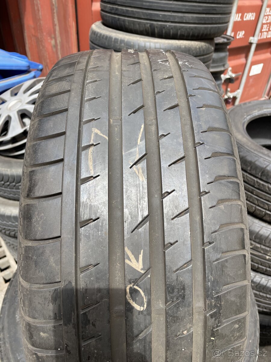 Pneu 245/45R18 96Y runflat