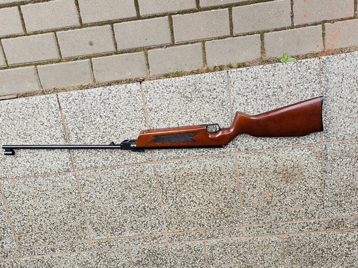 Vzduchovka Slavia 631
