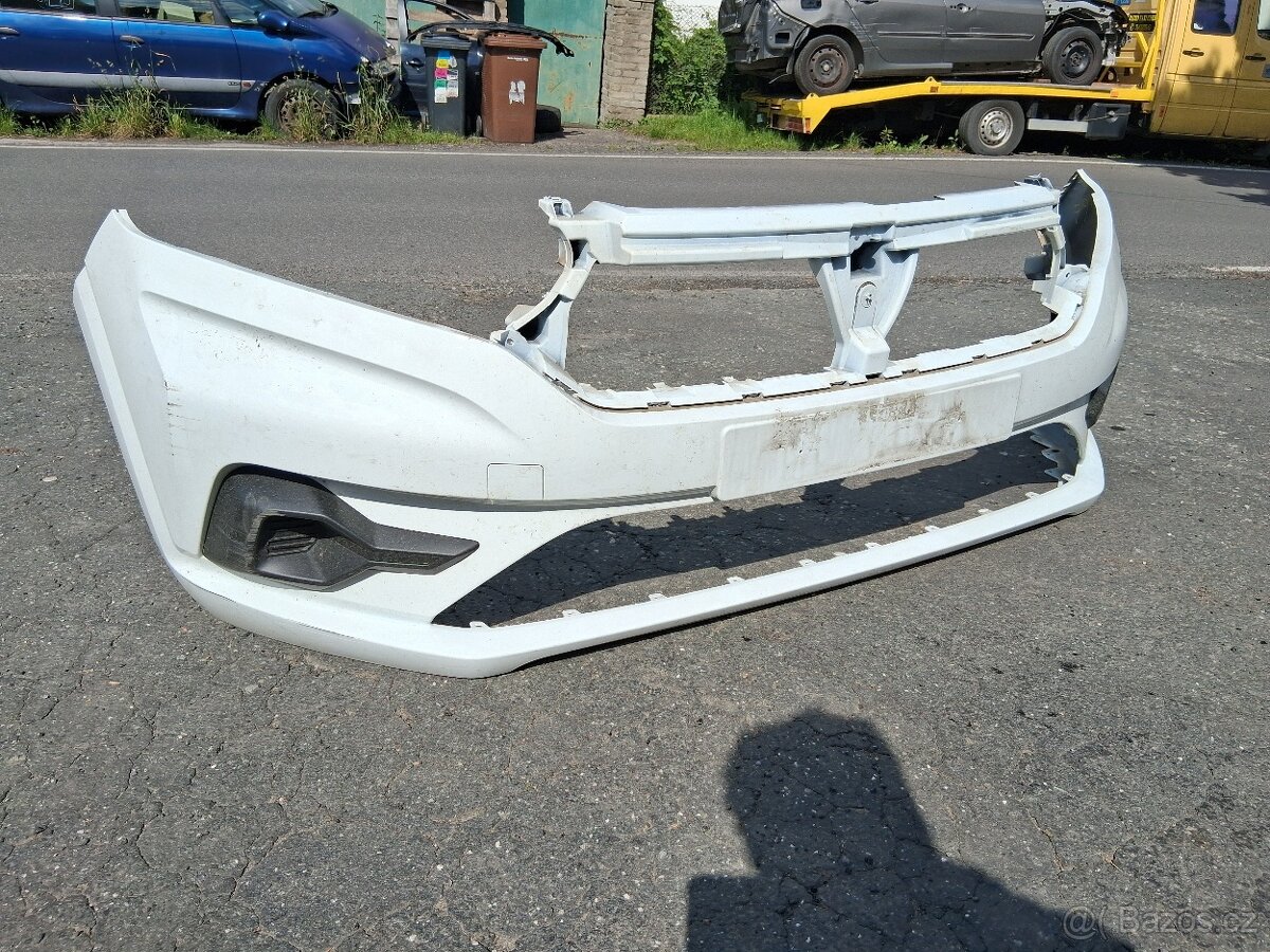 Dacia sandero 3 predni naraznik