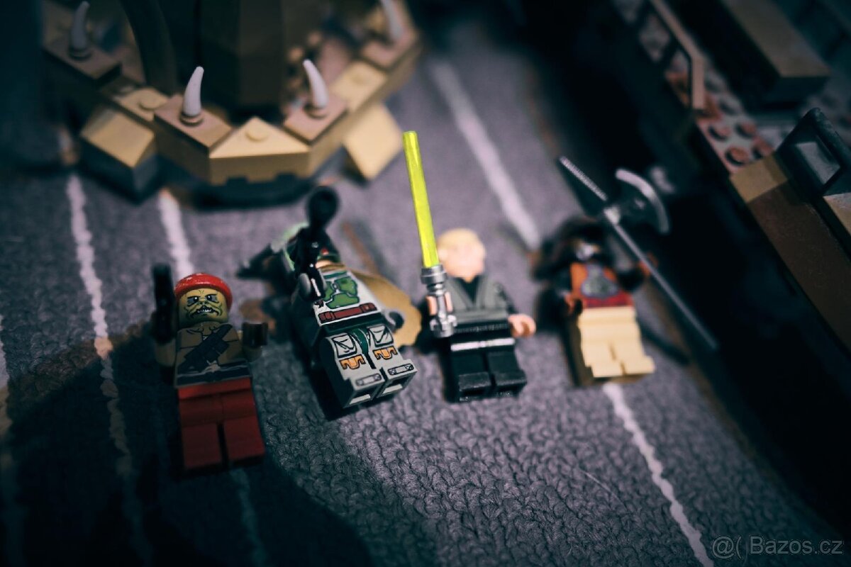 LEGO Star Wars 9496 Pouštní mobil