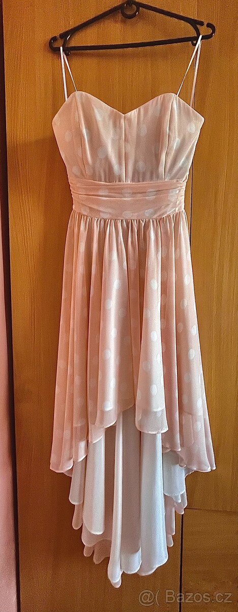 Elegantní šaty vel. 34
