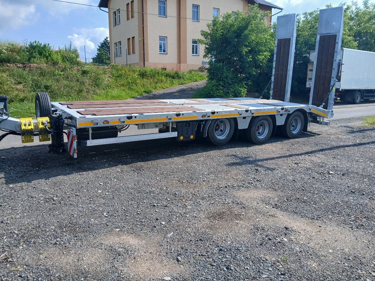 Přívěs podvalnik tridem nájezdy