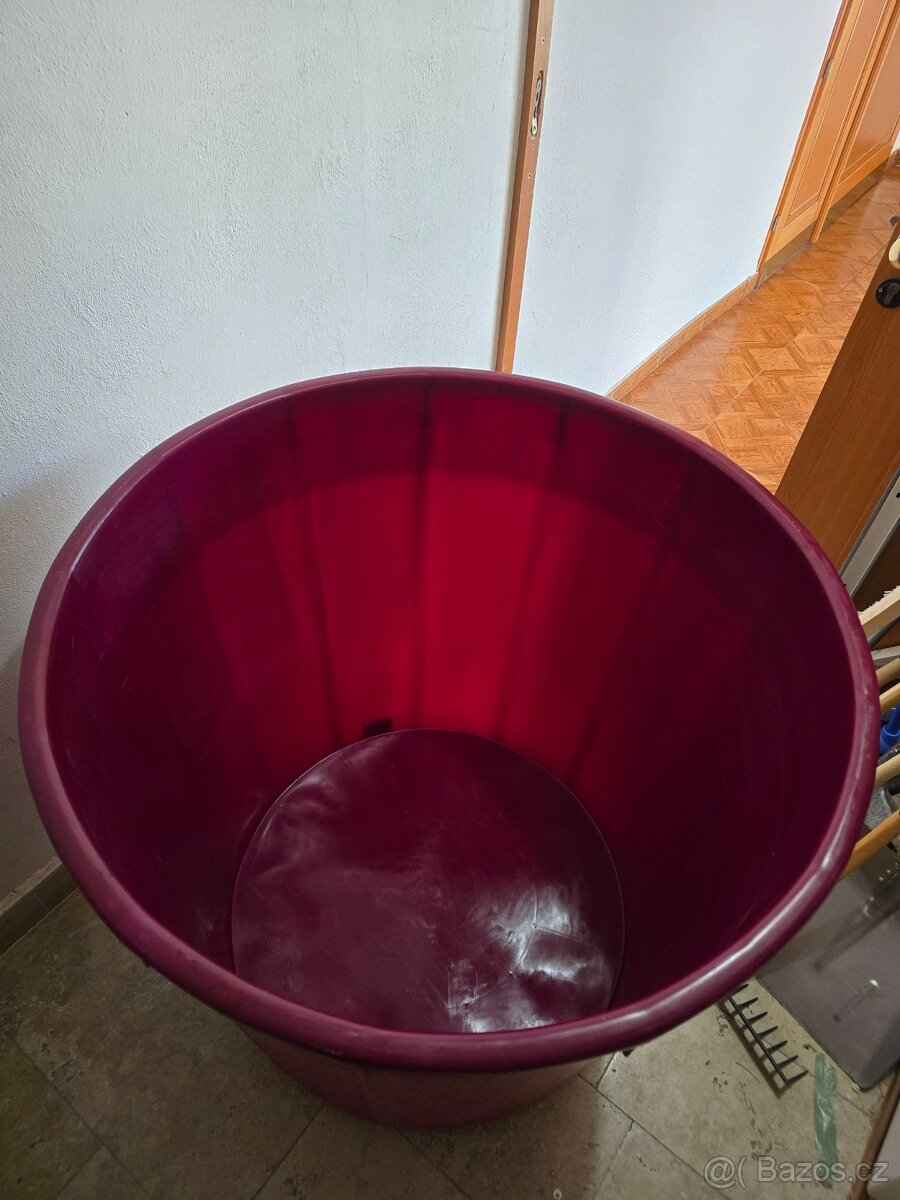 Káď vinařská 500 l včetně víka