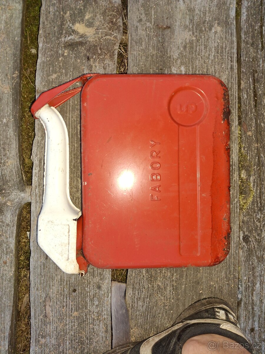 Plechovy kanystr 5l
