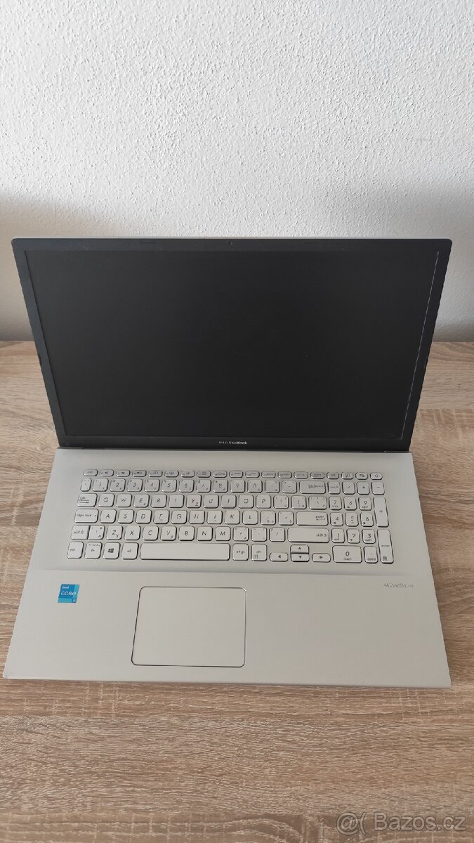 Asus VivoBook 17 X712EA | 17,3” FHD | i3 | SSD | TOP stav