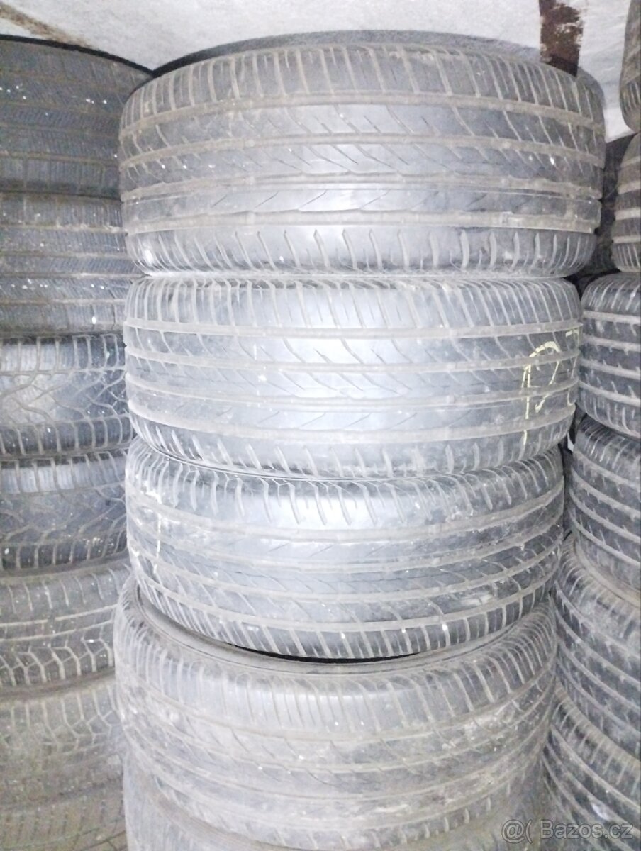 235/55R17