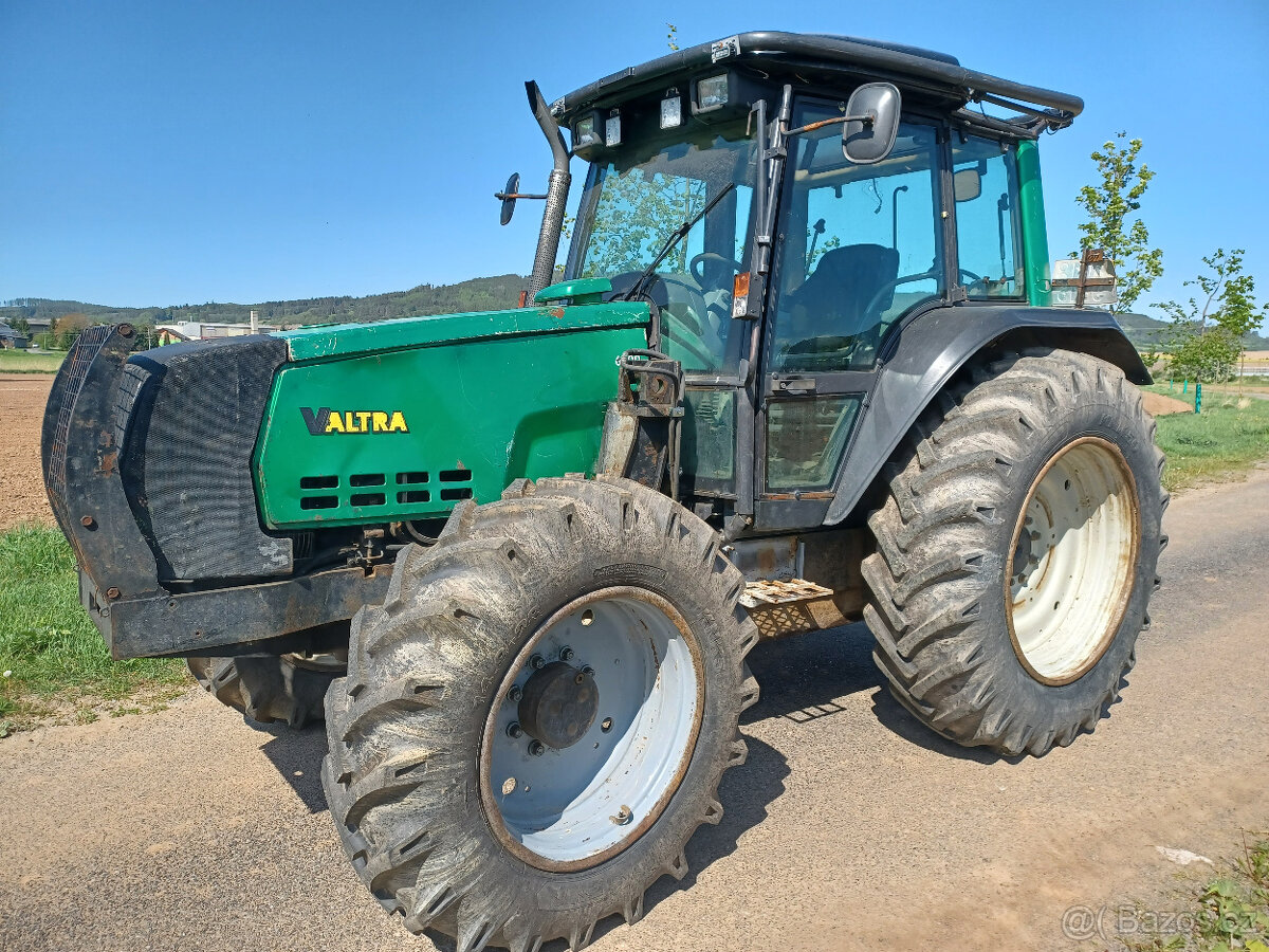 Valtra 6400
