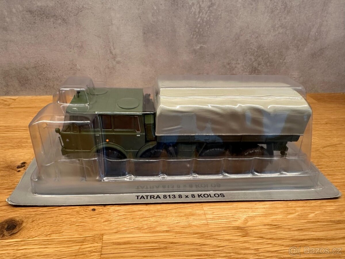 TATRA 813 8x8 KOLOS 1/43 Dea Premium + polepy ČSĽA /AČR