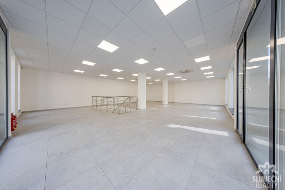 Pronájem komerčních prostor, 137 m², Uherský Brod - Komenské