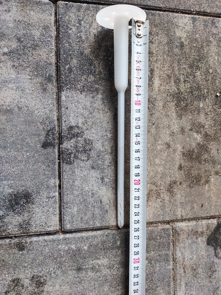 Prodám fasádní hmoždinky 260 mm ocelový trn---DOVEZU--