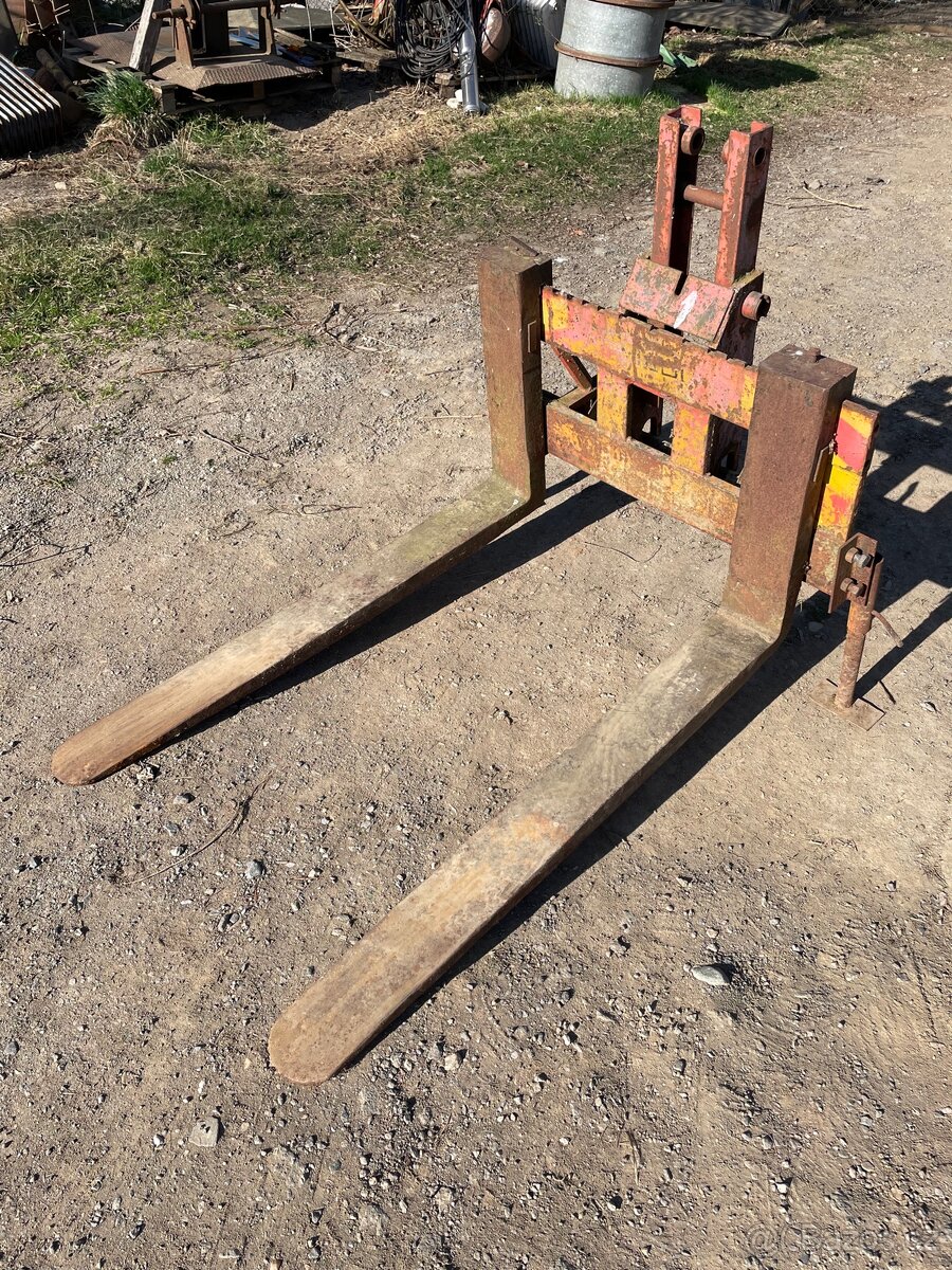 Vidle za traktor