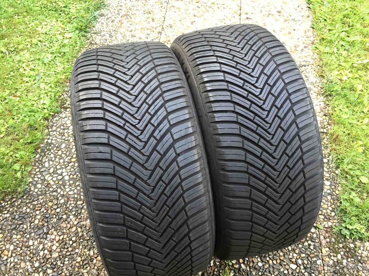 2ks celoroční pneu Continental 235/45/17 XL DOT xx23