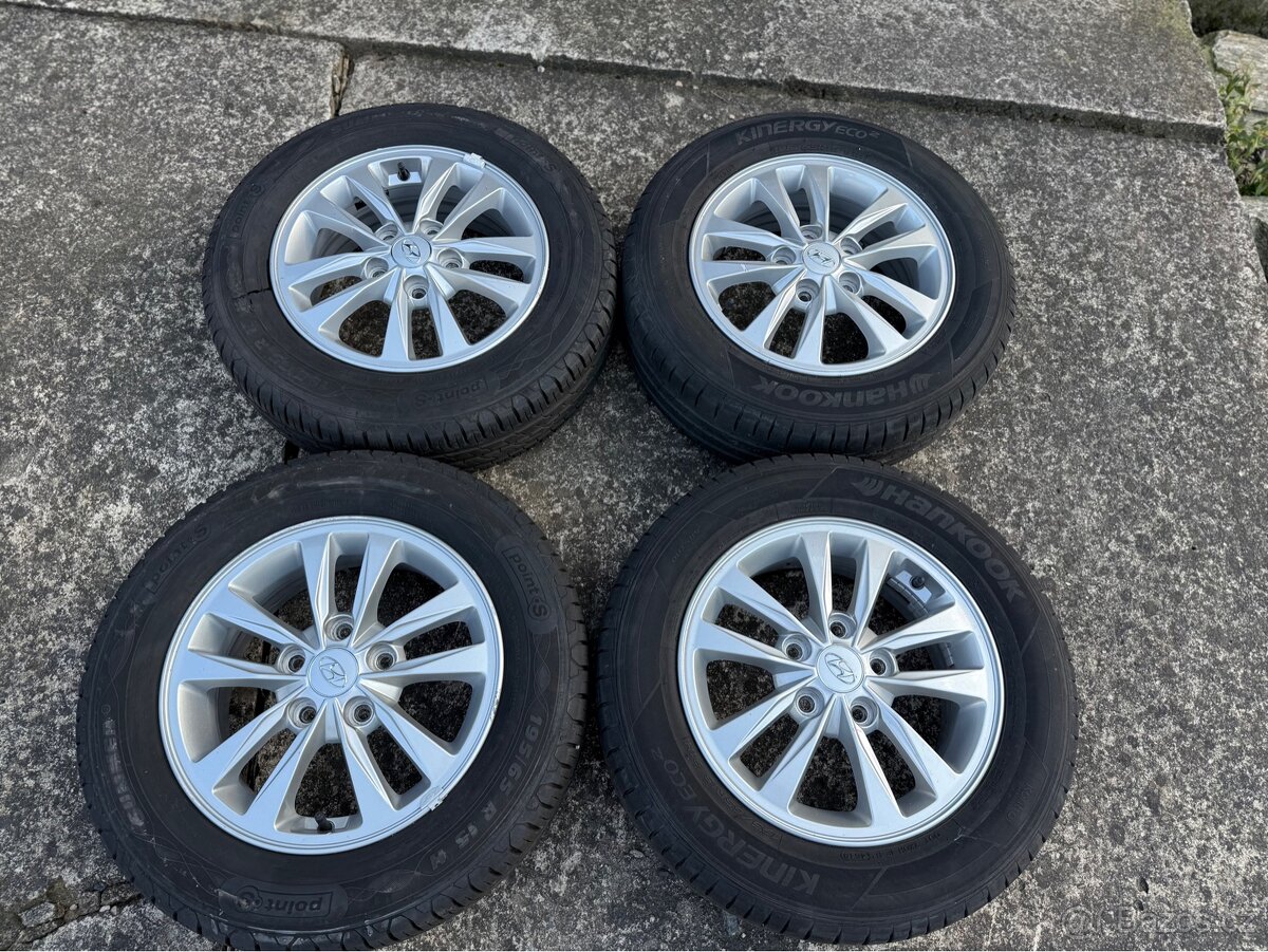 Alu kola Hyundai 5x114,3 R15 včetně pneu 195/65/15