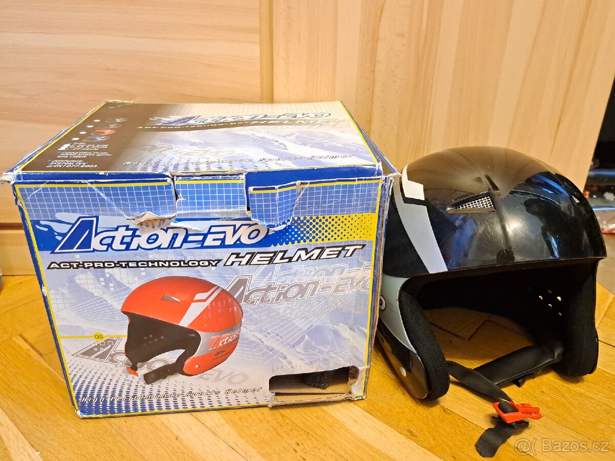 Dětská lyžařská přilba/helma ACTION EVO