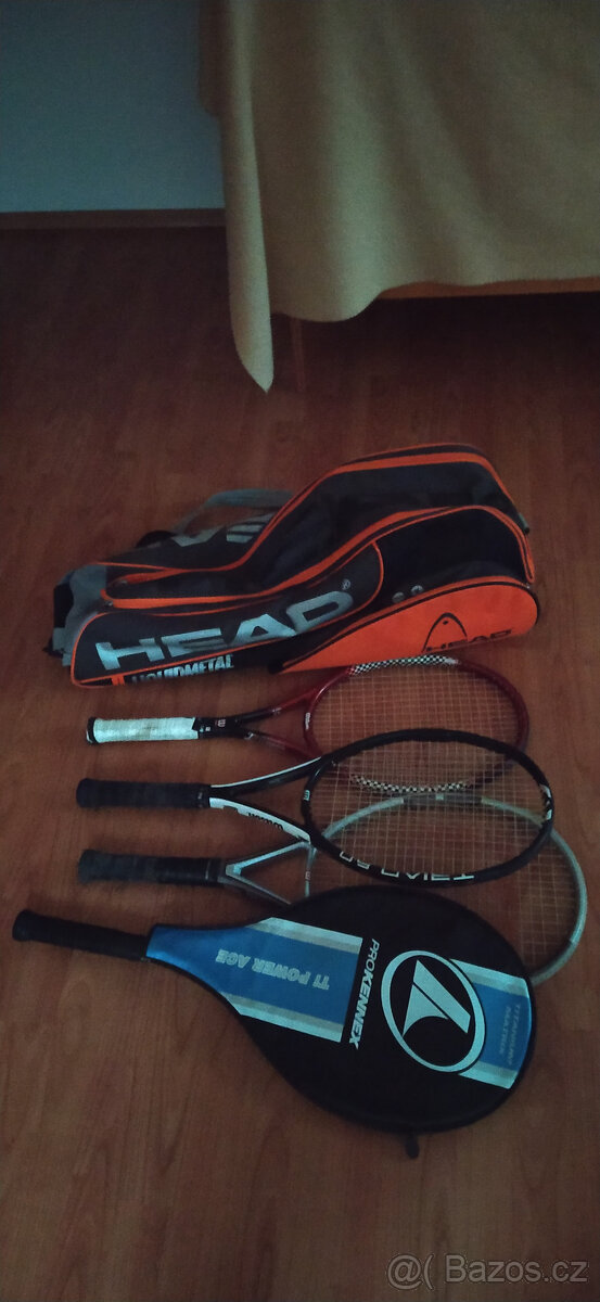 Značková tenis taška a rakety