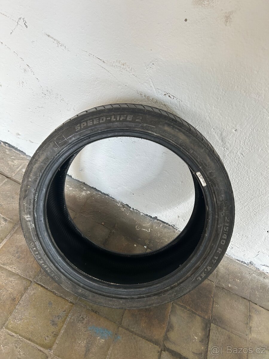Pneu Semperit 215/40/17 1ks