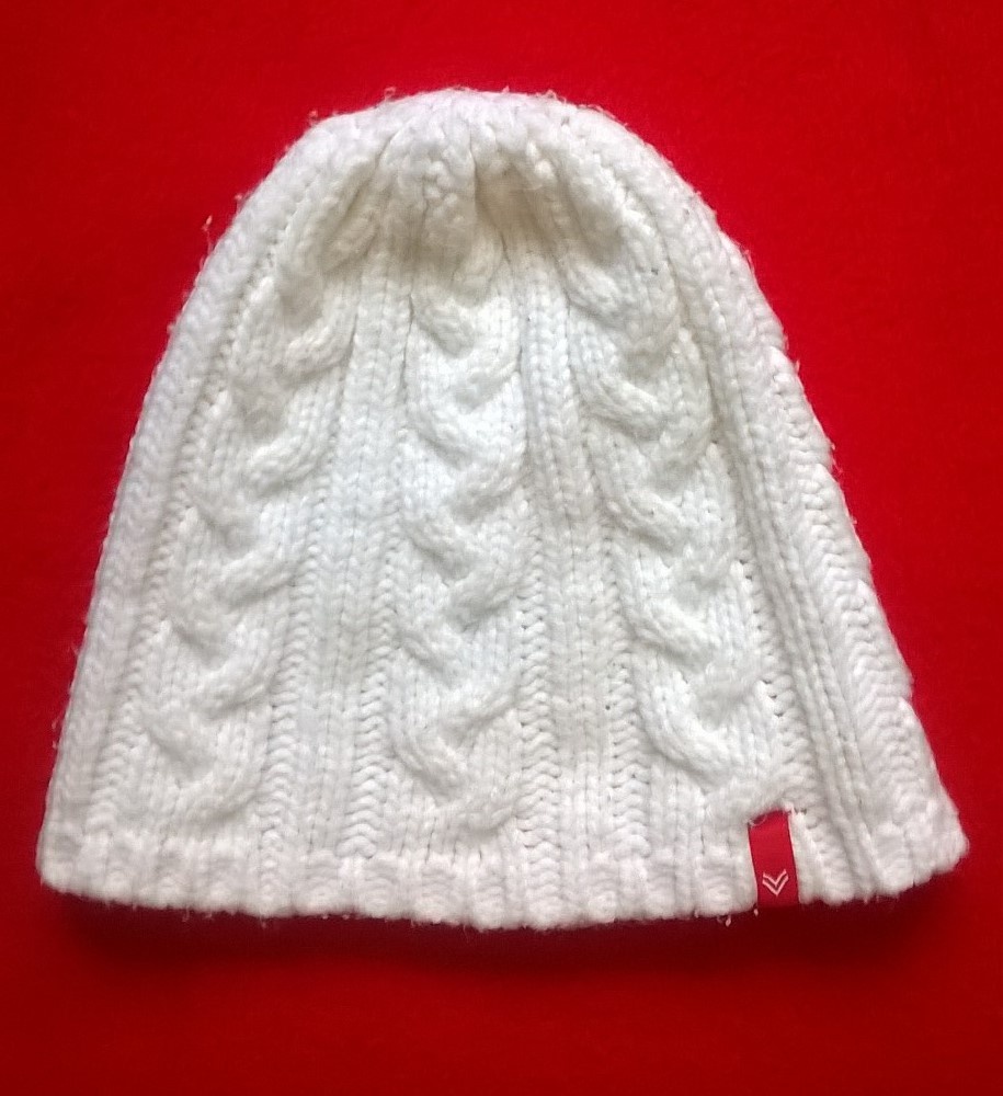 DÁMSKÁ ZIMNÍ ČEPICE VANDENBERG BÍLÁ VELIKOST S/M