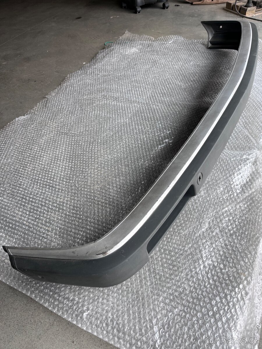 Fiat 127 top, nový přední nárazník