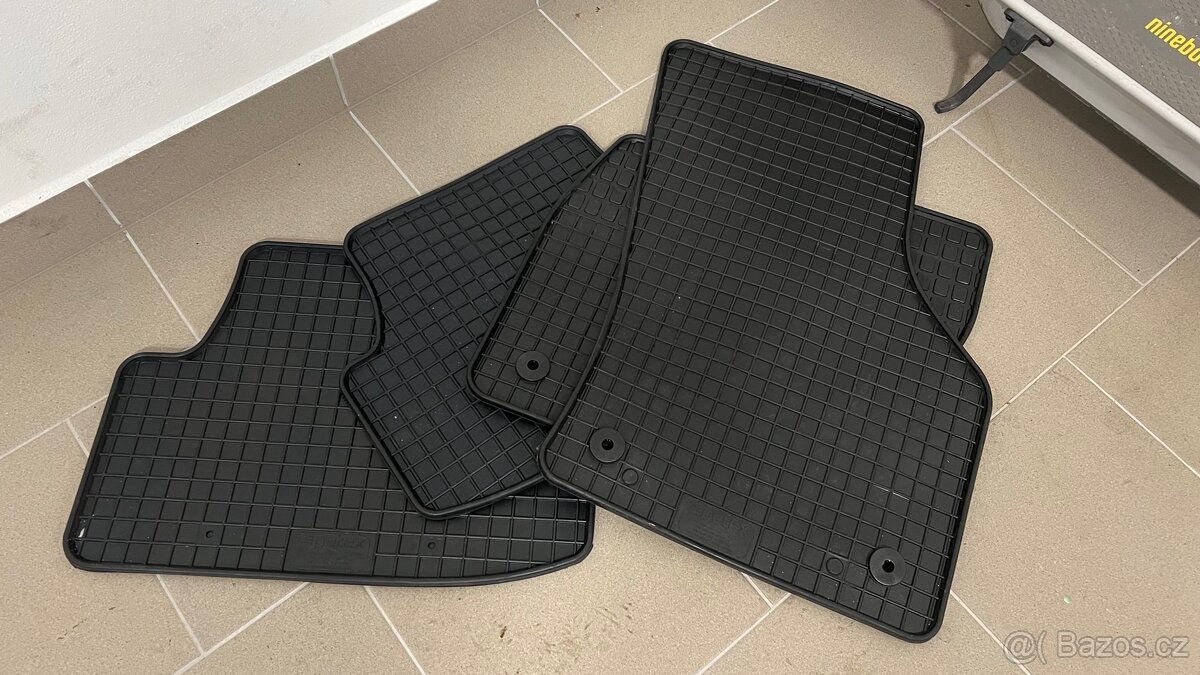 Originální gumové koberce VW, Škoda, Seat