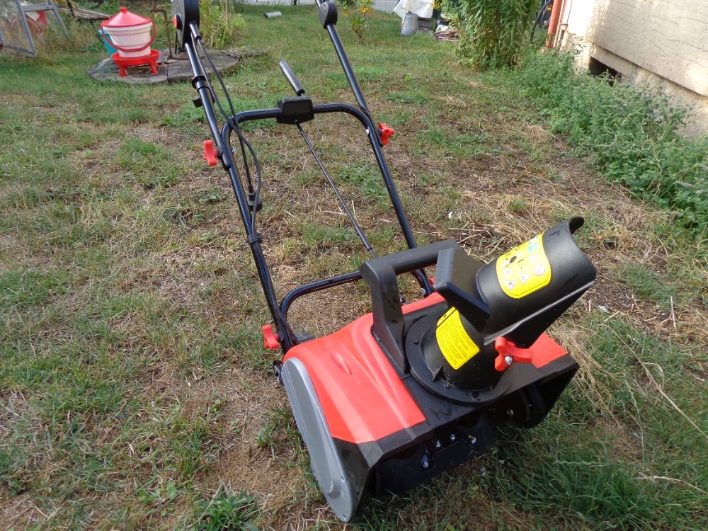 Sněhová elektrická fréza HECHT