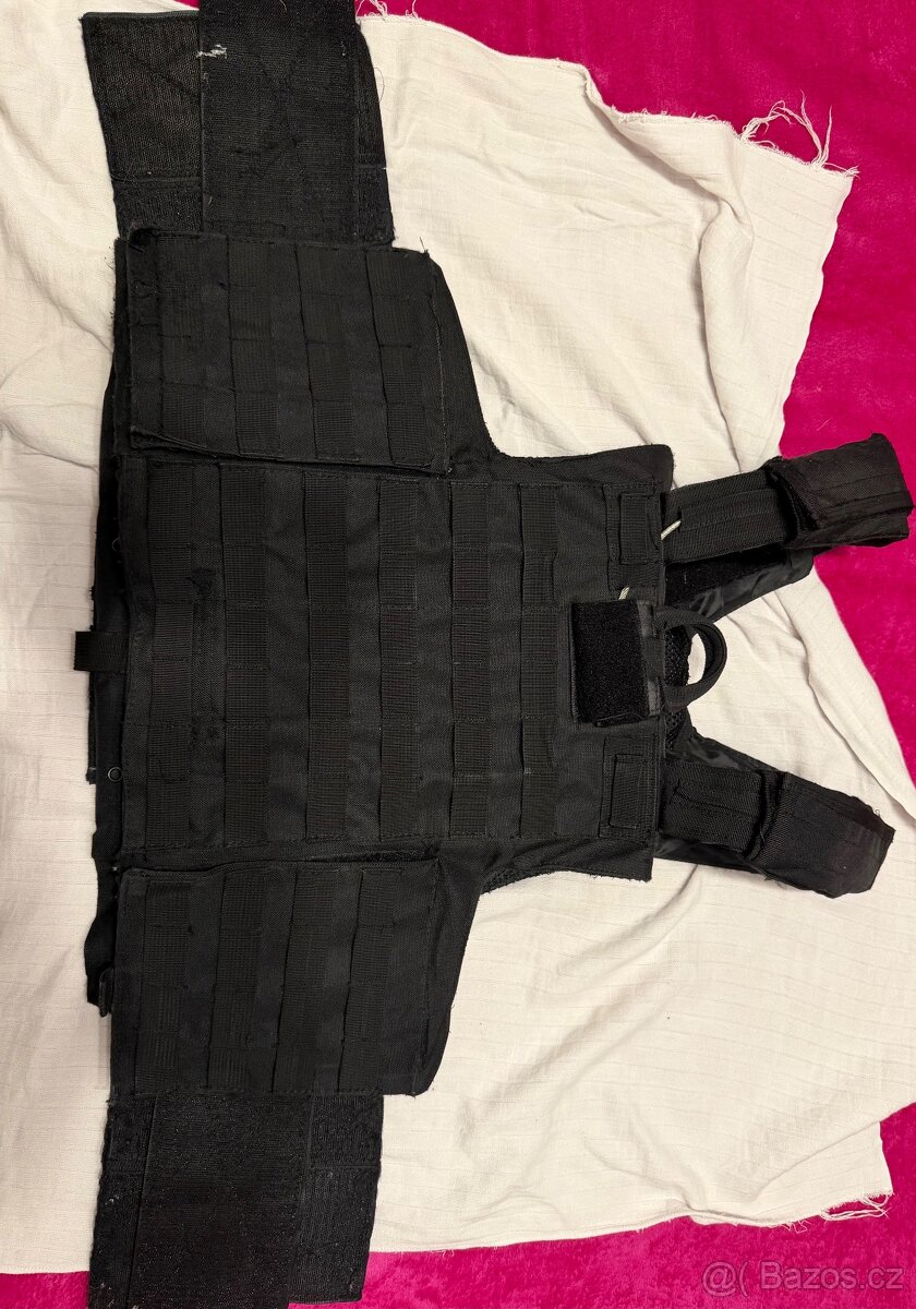 Taktická vesta