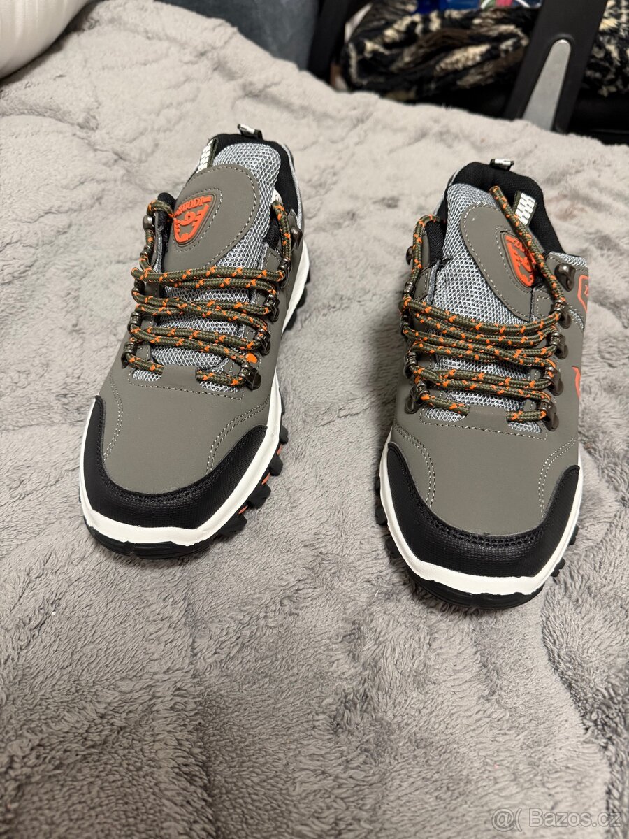 Dámské boty vel. 38