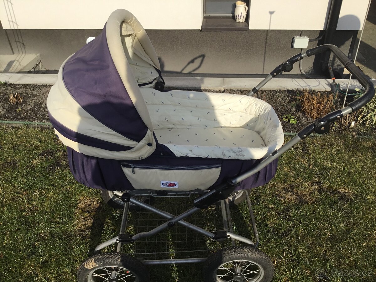 Kočárek zn. Deltim + zimní fusak