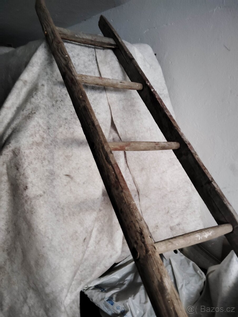 Dřevěný řebřík