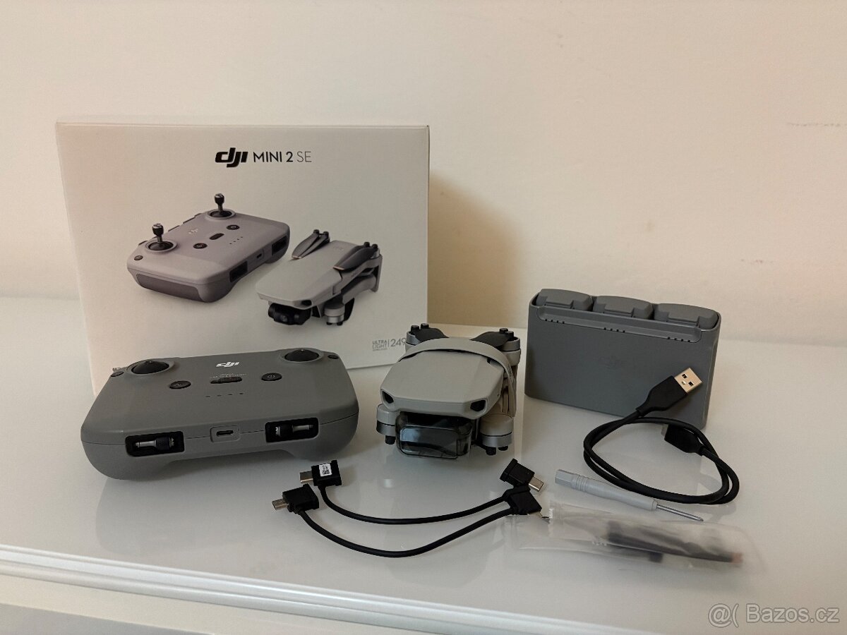 DJI Mini 2 SE, Fly More Combo