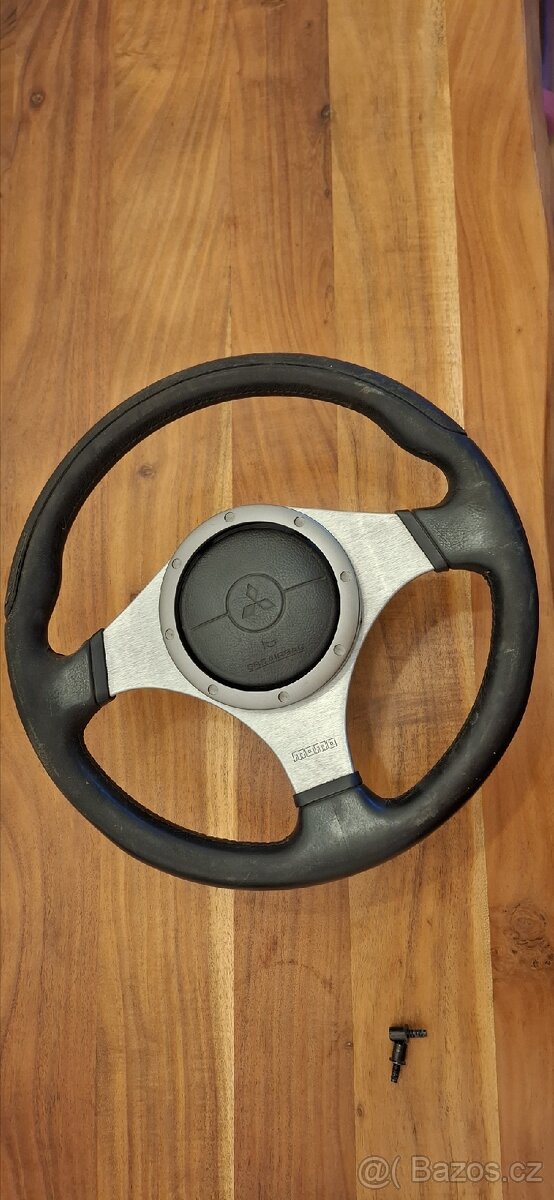 Volant Mitsubishi Lancer