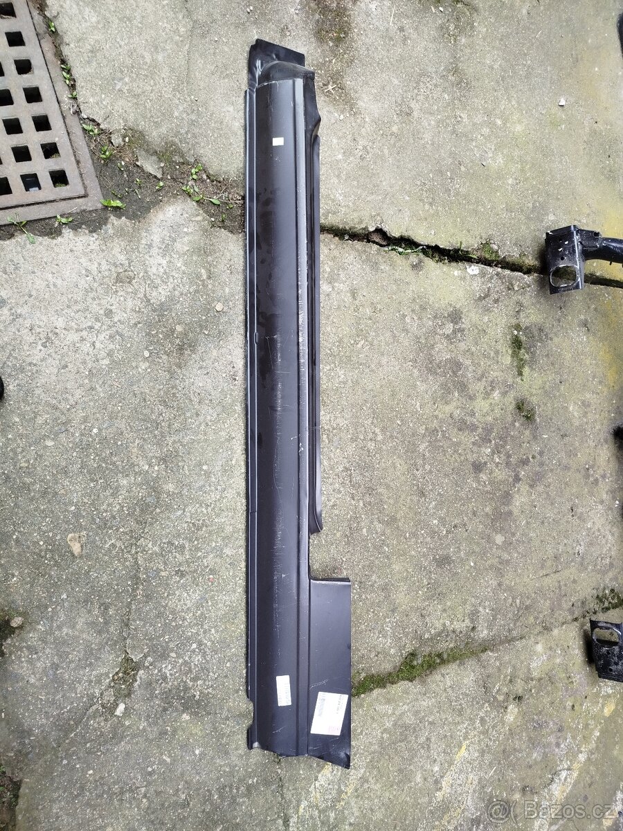 Nový práh Renault 5 (1985-1994)