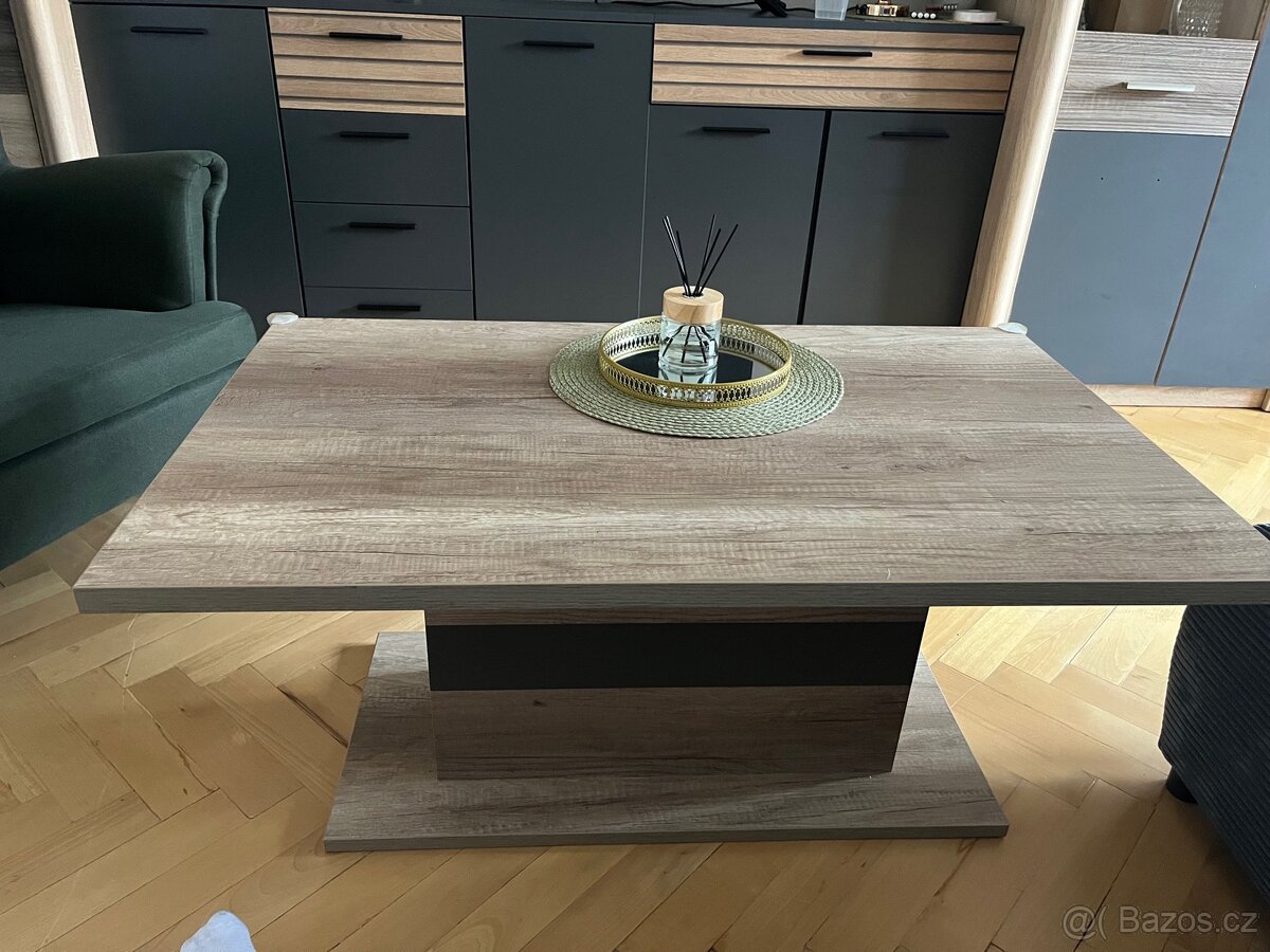 Konferenční stolek