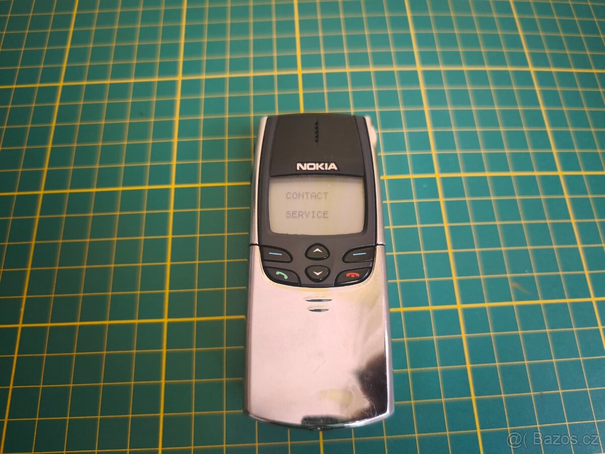 Nokia 8810