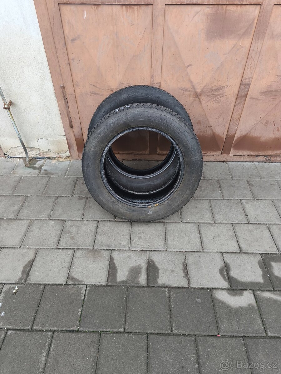 Dunlop zimní 215/60/16