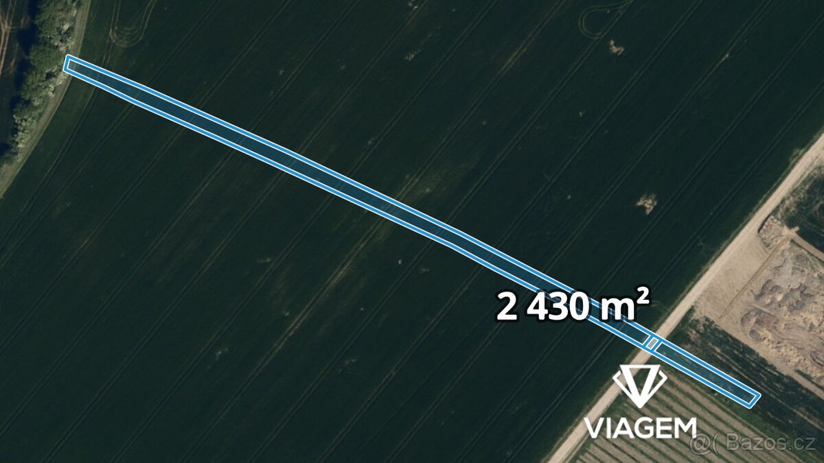 Pole 2 430 m²