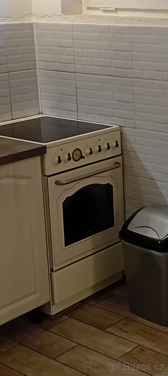 Elektrický sporák Gorenje - Retro
