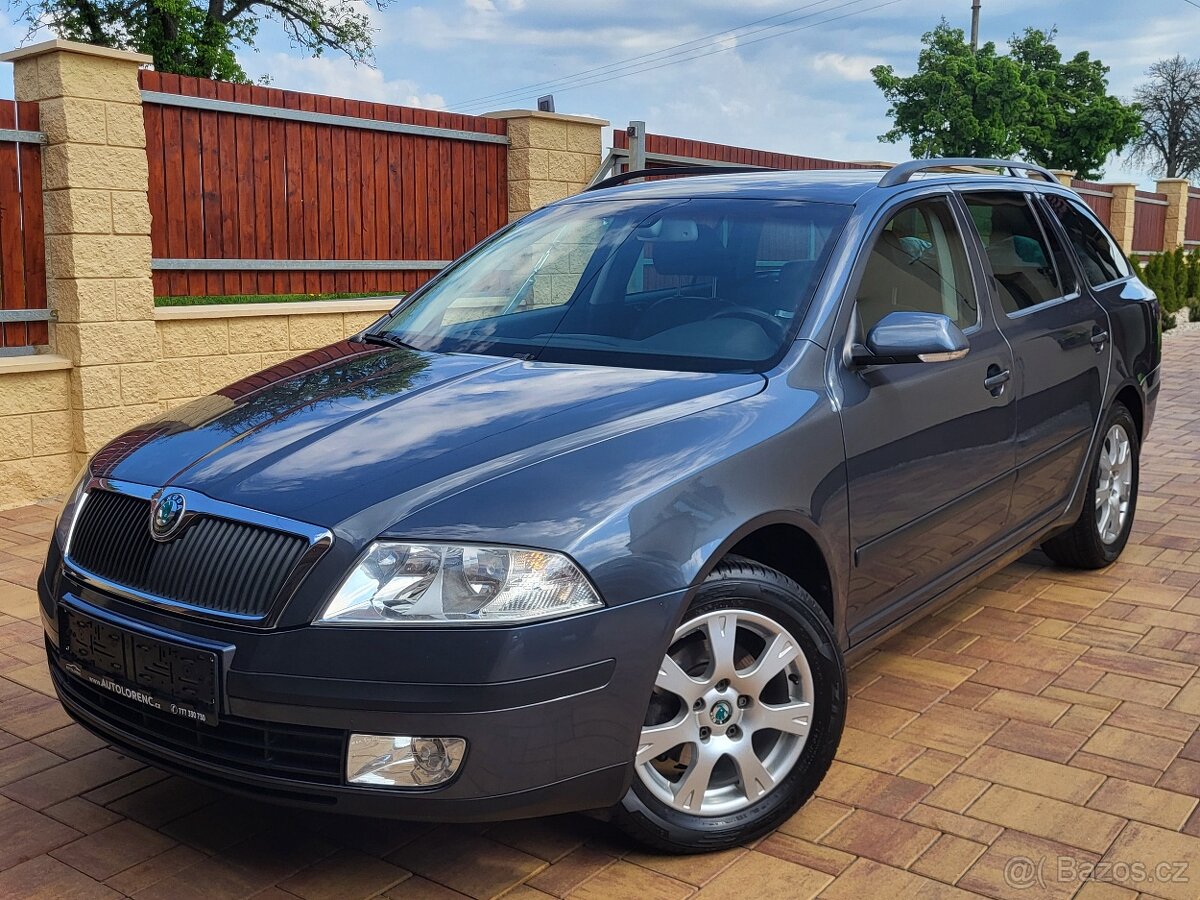 Škoda Octavia II 1.9TDi Elegance Polokůže - 2x sada - prav.s