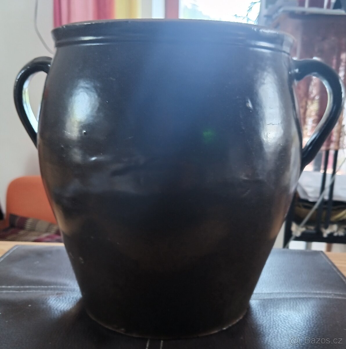 Kameninový hrnec v top stavu. 26 cm V.