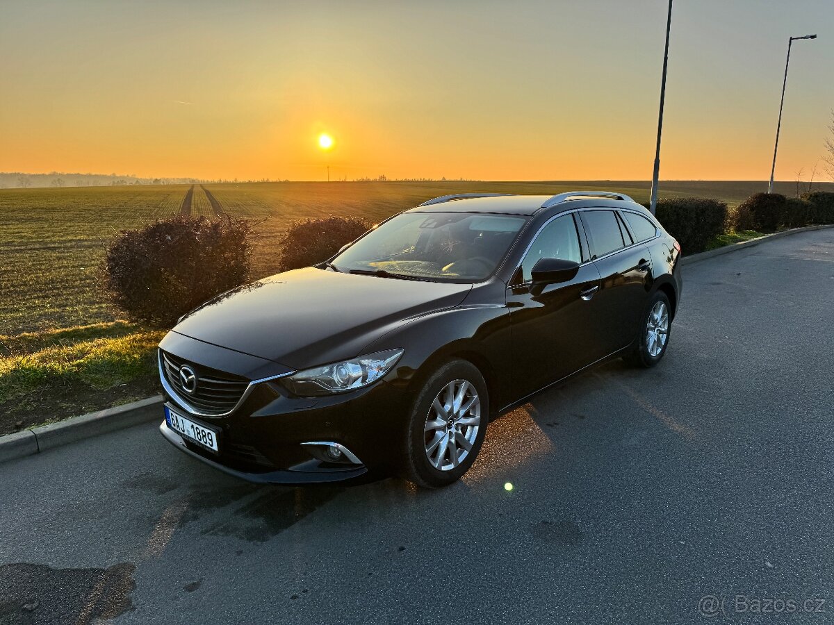 Mazda 6 GJ 2.2d 129kw najeto 250000km po servisu..