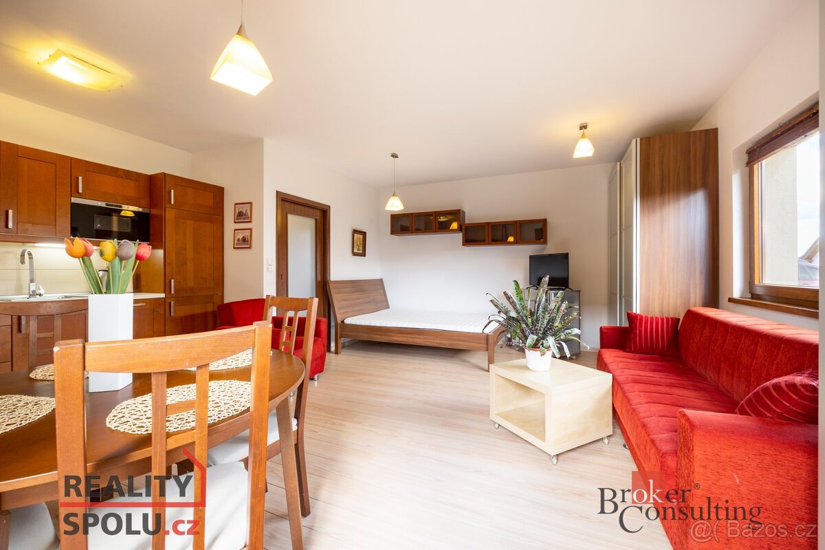 Pronájem, byty/1+kk, 35 m2, Kaštanová, 25242 Jesenice, Praha