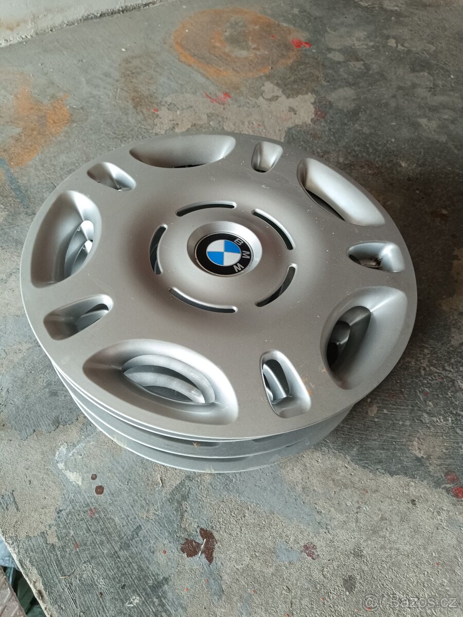 Sada poklice BMW 15"