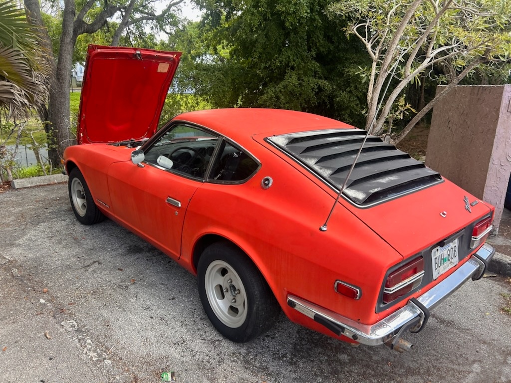 DATSUN 240Z