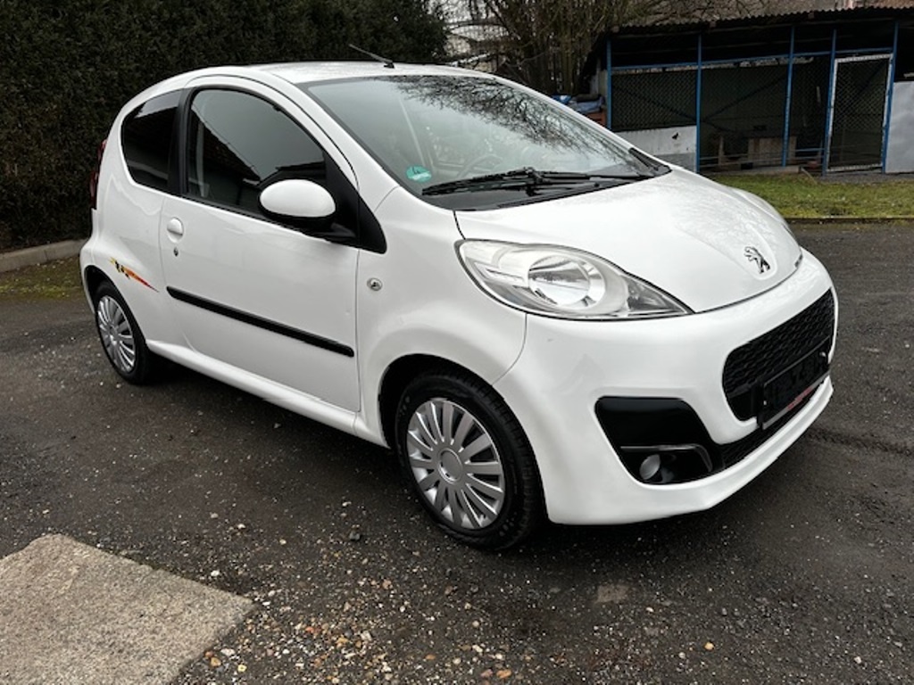 Peugeot 107 1.0i, r.2012, 2.majitel, STK, nová spojka,klima