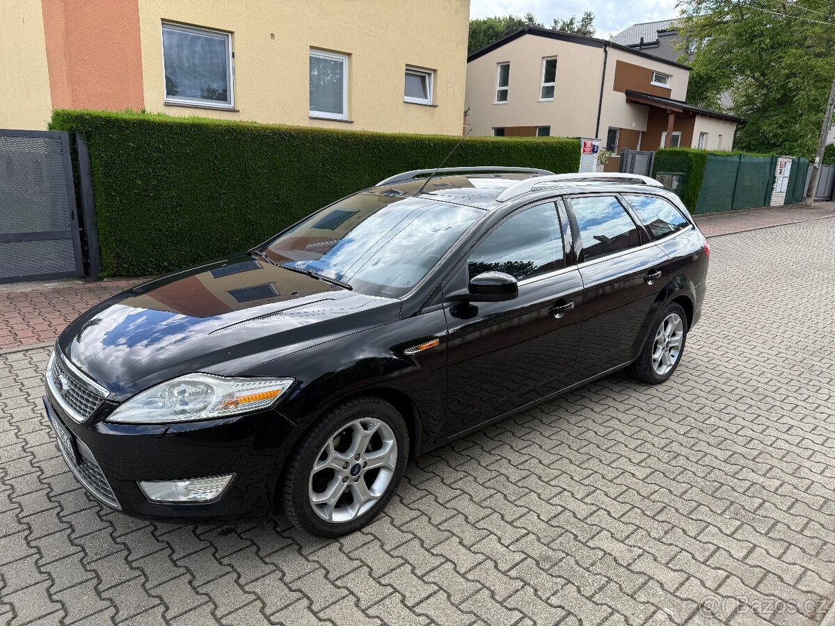 Ford Mondeo Combi 2.0TDCi 103kw/2010/1.maj.ČR/Titanium