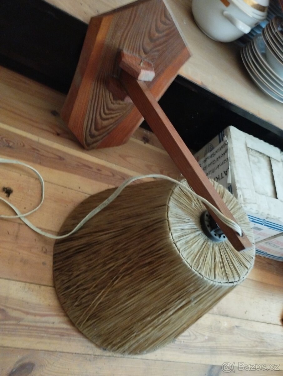Stará lampa