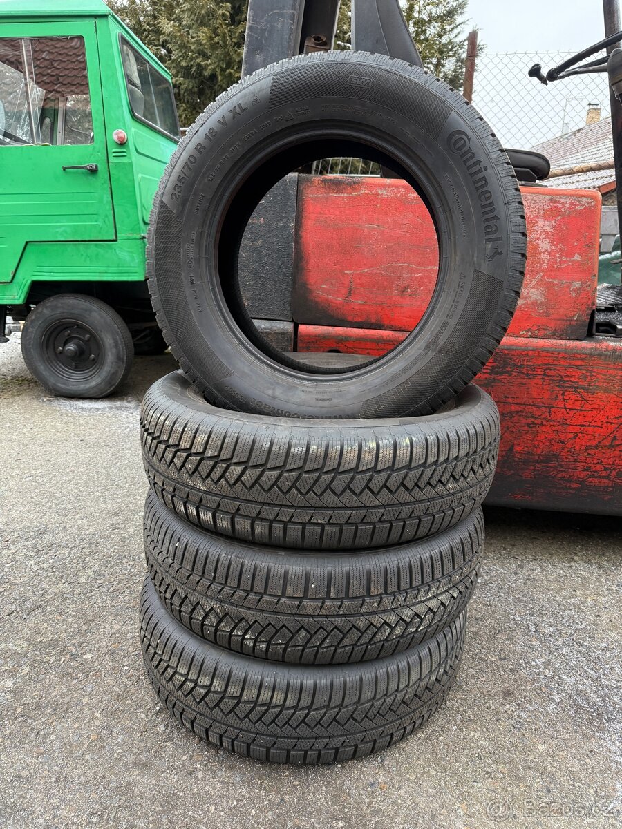 Zimní pneu 235/70 r18 SUV