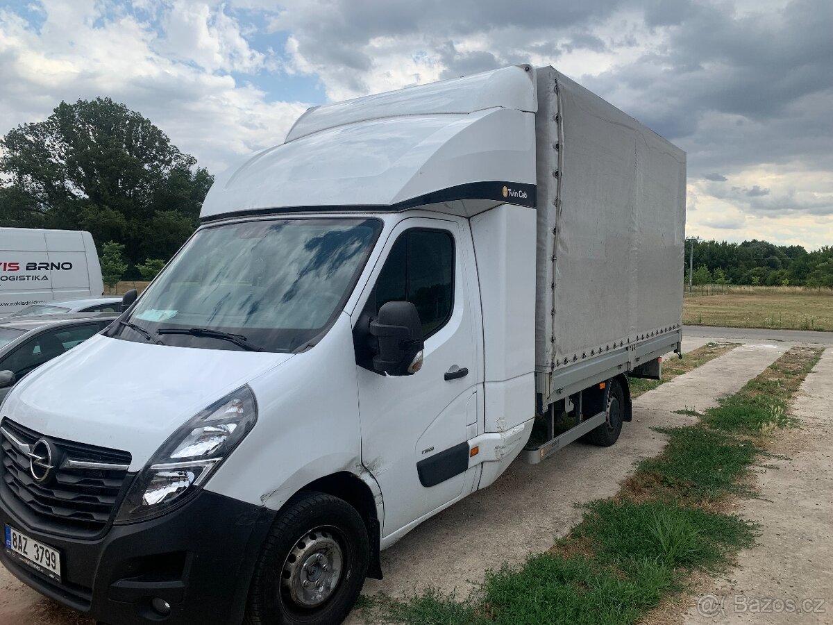 Opel Movano