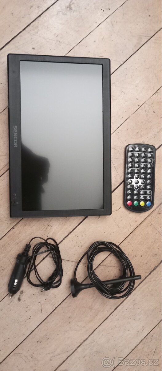 10" Sencor SPV 7012T TV do auta
10" Sencor SPV 7012T